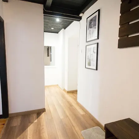 Апартаменты Happy Estate - Old Town *