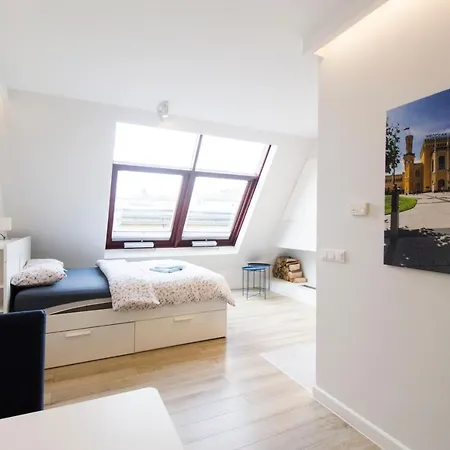 Happy - Old Town Apartment